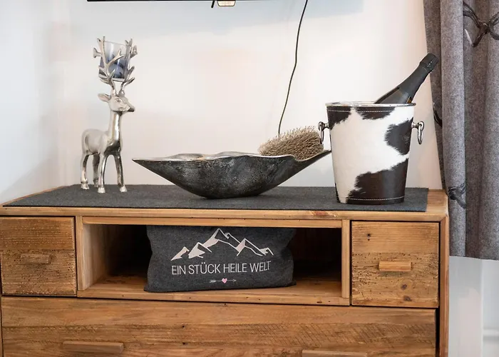 Meis Mit Bergblick Apartamento Scuol