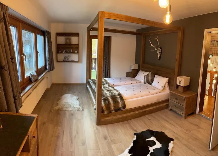 Meis Mit Bergblick Apartamento Scuol